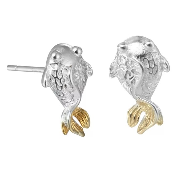 Goldfish Sterling Studs - Picture 3 of 5